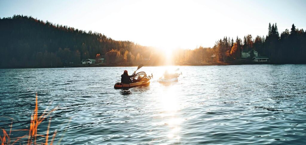 Nestled in the heart of Levi, Arctic Nook is a private villa retreat for those who seek pure Arctic silence, raw seasonal beauty, and seamless luxury. Surrounded by untouched fells, ancient forests, and ever-shifting skies, each villa is designed to connect guests with nature through Nordic architecture, refined materials, and total privacy. With saunas, jacuzzis, and panoramic views, the atmosphere blends comfort with wild energy. From husky safaris and snowmobiling under the aurora to biking across sunlit ridges and paddling still lakes in the midnight sun, Arctic Nook offers year-round experiences crafted for presence, movement, and authenticity.